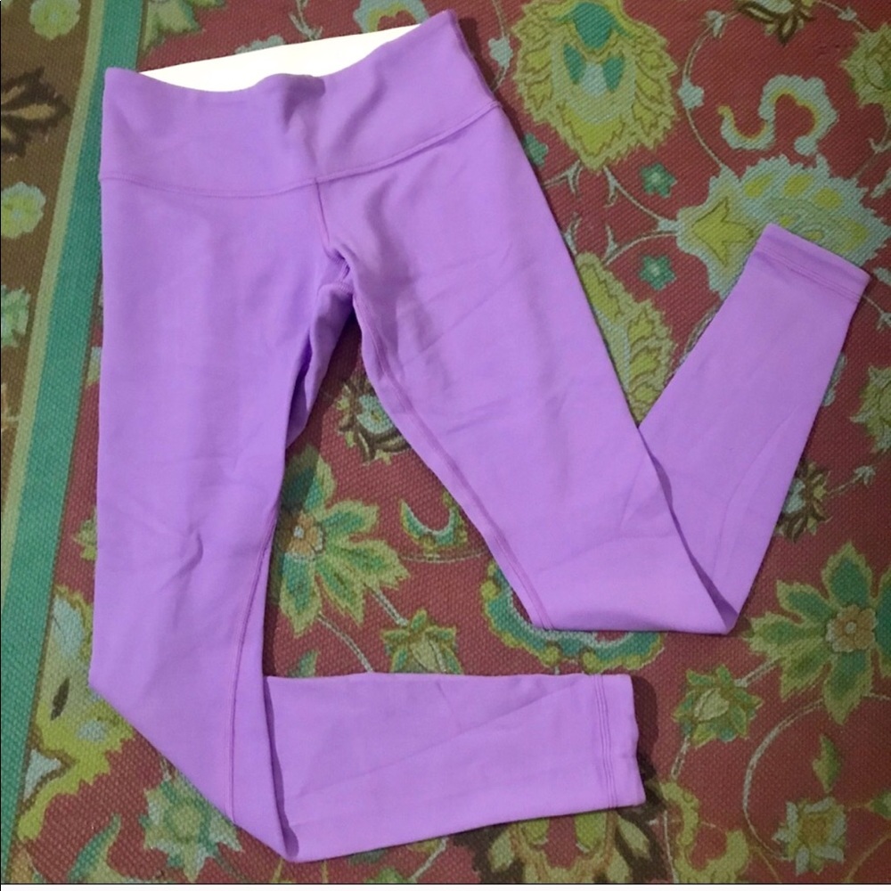 Lululemon lavender and aqua wunderunders 4